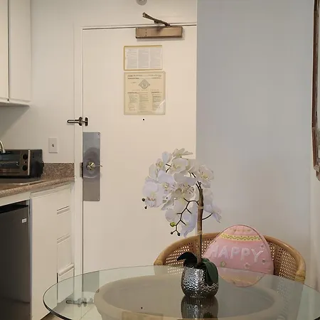 Waikiki Studio Steps To Beach-Mall Free Parking-Wifi Honolulu Exterior photo