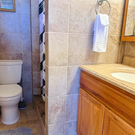 Waikiki Studio Steps To Beach-Mall Free Parking-Wifi Honolulu Room photo