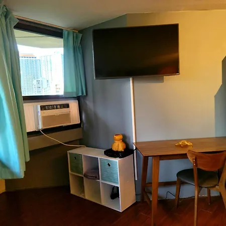 Waikiki Studio Steps To Beach-Mall Free Parking-Wifi Honolulu Room photo